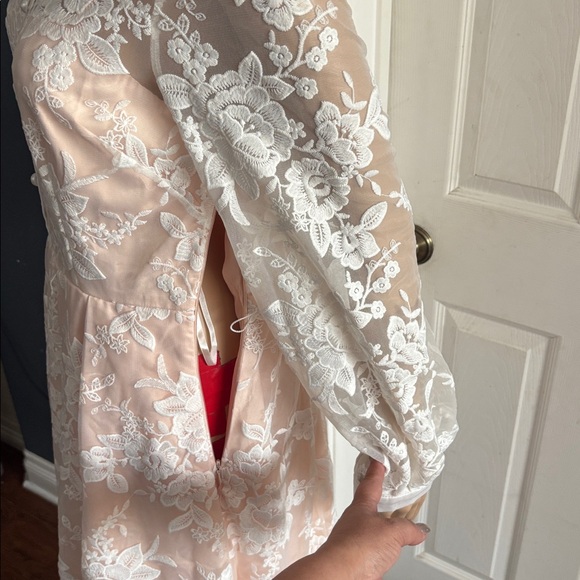 Eliza J Blush and White Floral Long Sleeve Dress - Picture 6 of 6